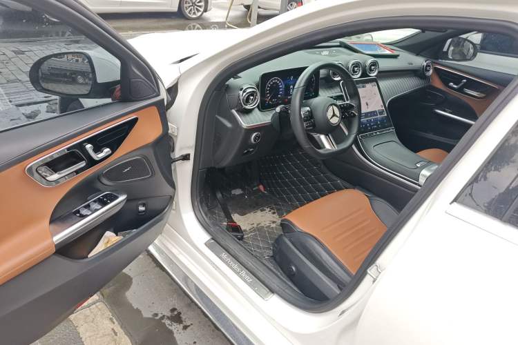 Used Mercedes-Benz C-Class 2022 C 260 L Sport Edition Driver Seat