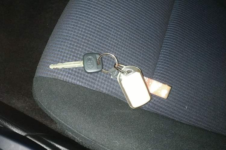 Used Toyota YARiS L Zhi Xuan 2015 1.5E Automatic Charm Edition