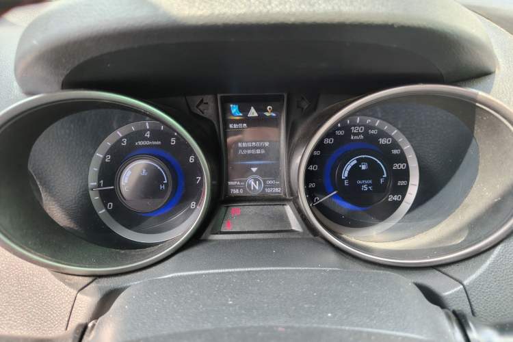 Used Changan CS75 2014 1.8T Automatic Elite Version China V Standard