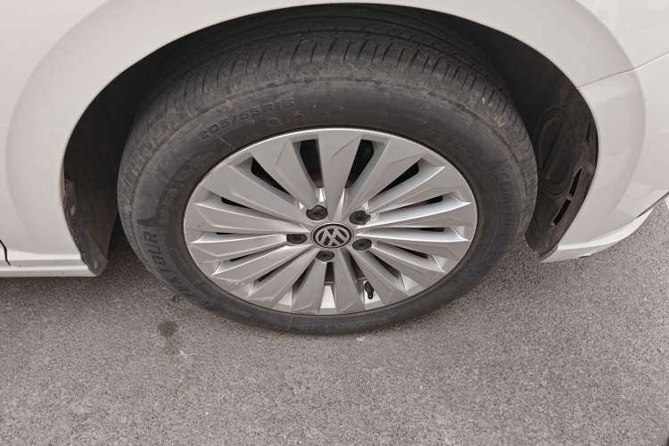 Used Volkswagen Lavida 2019 1.5L Automatic Comfort Edition China VI Standard
