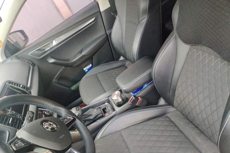 Used Skoda Karoq 2021 TSI280 Luxury Edition Left Front Seat