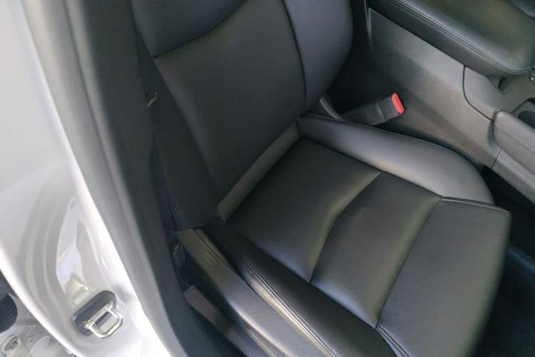 Used Cadillac XT5 2018 28E Four-Wheel Drive Tech Version
