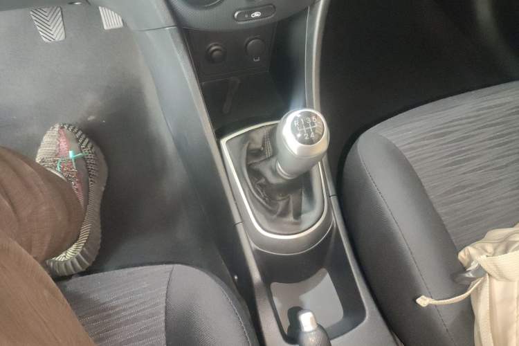 Used Hyundai Verna Ray 2014 1.4L Manual GLX
