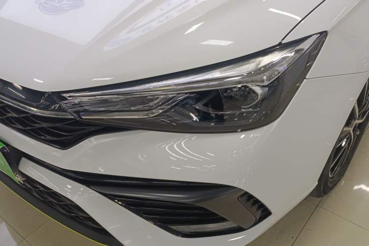 Used Roewe i5 2021 Revised Version 1.5L CVT Diamond Edition
