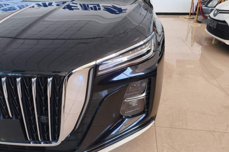 Used Hongqi H5 2023 2.0T Automatic Smart Connect Flagship Edition Left Front Headlight