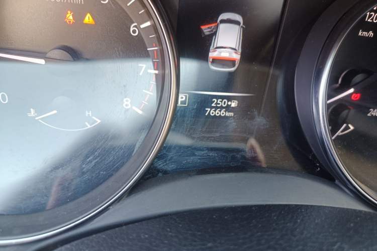 Used Nissan Qashqai 2023 Classic 2.0L CVT XV+ Leading Edition Odometer Close Up