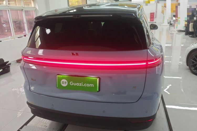 Used Li Auto i8 2025 Model Standard Version
