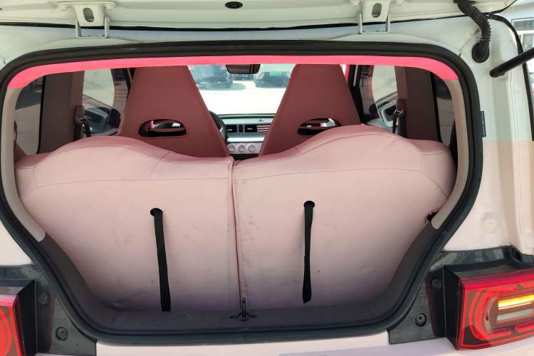 Used Wuling Hongguang MINIEV 2021 Macaron Fashion Model Lithium Iron Phosphate Trunk