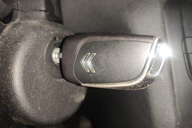 Used Citroen C4L 2014 1.8L Intelligent Drive Automatic Enjoyment Model Vehicle Key