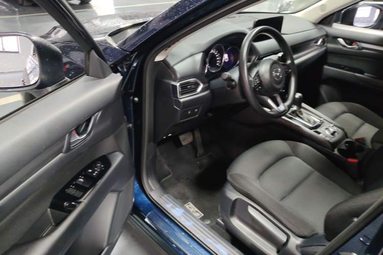 Used Mazda CX-5 2024 2.0L Automatic Two-Wheel Drive Comfort Version
