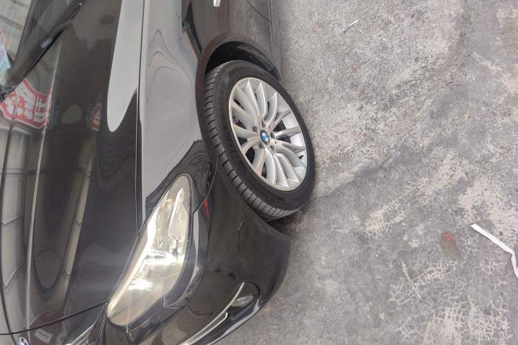 Used BMW 5 Series 2014 525Li Luxury Design Package
