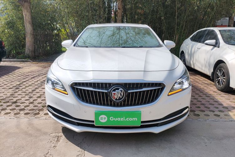 Used Buick LaCrosse 2018 28T Elite Edition Front