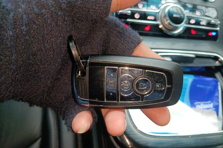 Used Lincoln Nautilus 2021 2.0T Four-Wheel Drive Luxury Edition Vehicle Key