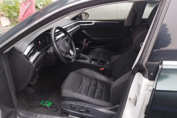 Used Volkswagen FAW-Volkswagen CC 2023 Hunting Vehicle 380TSI Hunter's Heart Edition