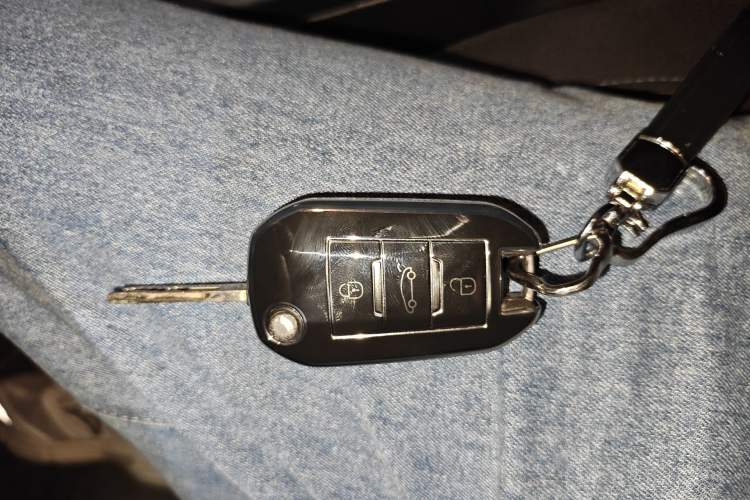 Used Peugeot 308 2016 1.6L Automatic Fashion Edition Vehicle Key