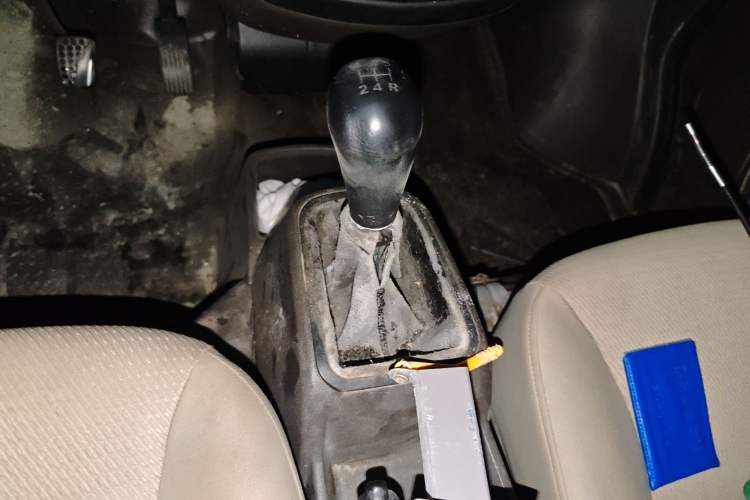 Used Wuling Rongguang 2014 1.2L S Base Model Gear Lever