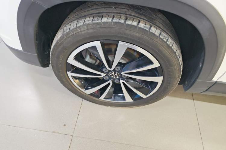 Used Volkswagen Tharu 2022 330TSI Four-Wheel Drive Luxury Edition Left Front Wheel Hub