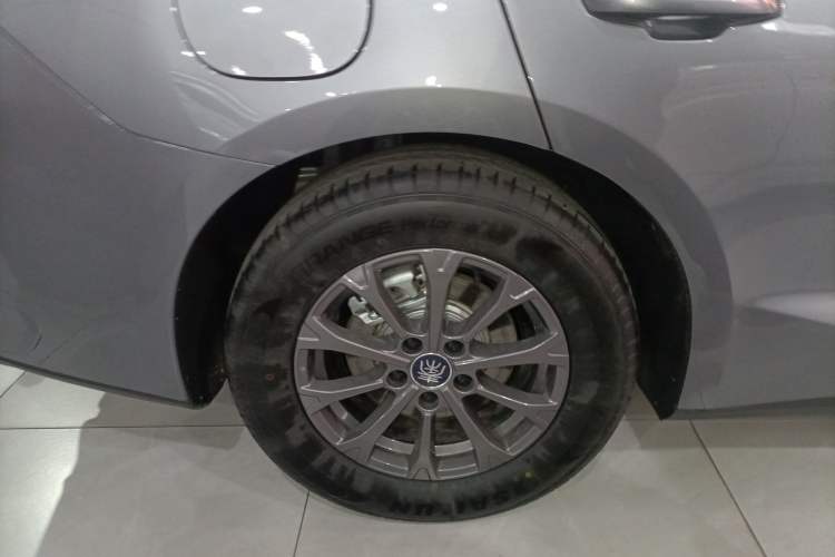 Used BYD Qin L 2024 DM-i 80KM Leading Model