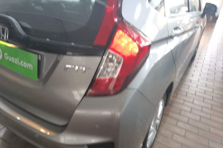 Used Honda Fit 2014 1.5L SE CVT Fashion Model
