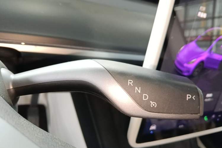 Used Tesla Model Y 2024 Rear-Wheel-Drive Version
