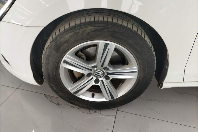Used Volkswagen Lamando 2018 230TSI DSG Fashion Edition Left Front Wheel Hub