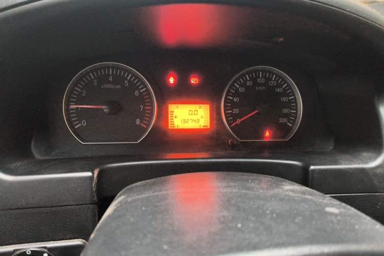 Used FORTHING Lingzhi 2014 M3 1.6L 7-Seater Luxury Model