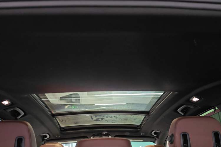 Used BMW X5 2019 xDrive40i M Sport U.S. specification
