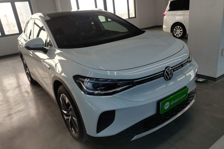 Used Volkswagen ID.4 CROZZ 2024 Pure Edition Limited Edition Front Right 45 Deg