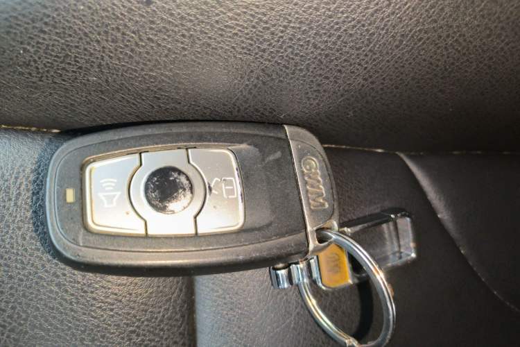 Used Haval H6 2015 Sport Edition 1.5T Automatic Two-Wheel Drive Luxury Model Vehicle Key