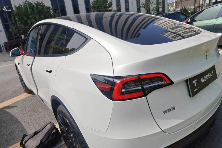 Used Tesla Model Y 2021 Standard Range Rear-Wheel Drive Version