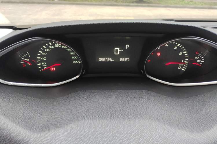 Used Peugeot 308S 2015 1.2T Automatic Jingchi Edition Instrument Cluster