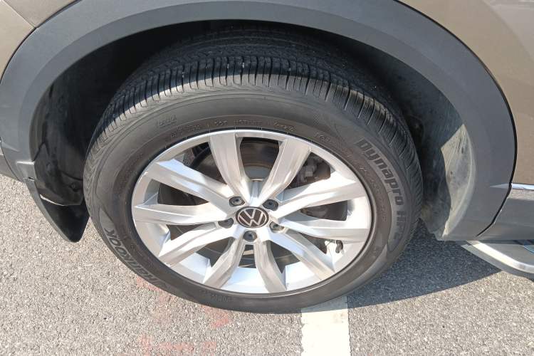 Used Volkswagen T-ROC 2021 280TSI DSG Two-Wheel Drive Elite Connect Edition Right Rear Wheel Hub