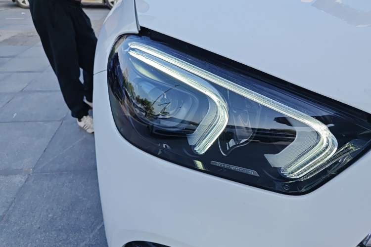 Used Mercedes-Benz GLE Coupe 2020 GLE 350 4MATIC Coupe SUV Luxury Model Right Front Headlight