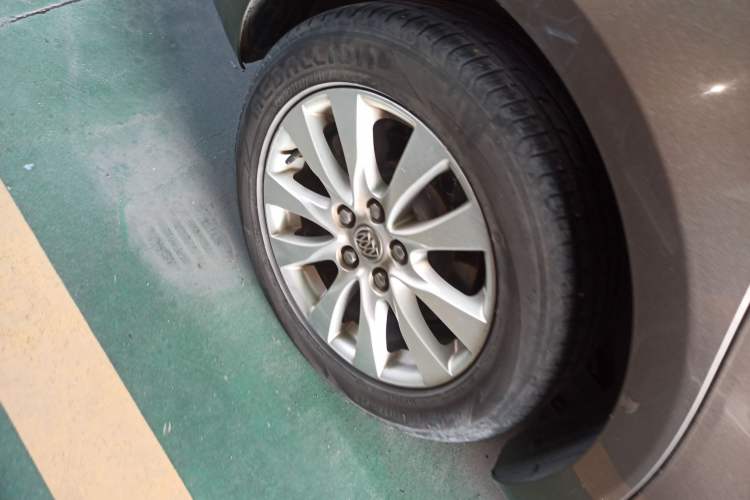 Used Buick LaCrosse 2013 2.4L SIDI Leading Comfort Version