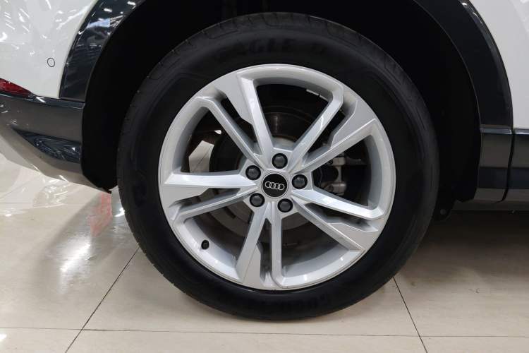 Used Audi Q3 2023 35 TFSI Fashion Elegant Version (1.5T)
