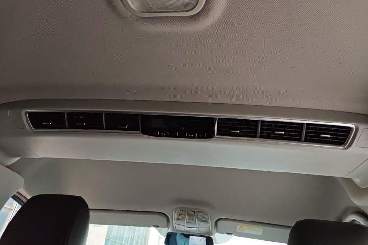 Used JAC Refine M4 2020 2.0 CTI Diesel Manual Jingrui Model China VI Standard
