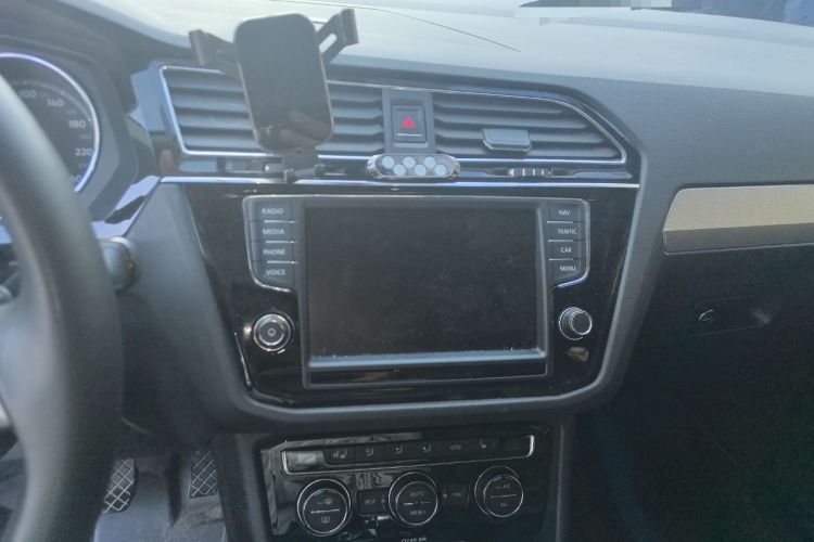 Used Volkswagen Tiguan L 2018 330TSI Automatic Two-Wheel Drive Luxury Edition