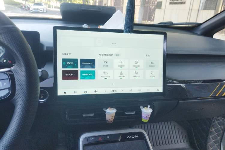 Used AION Y 2021 70 Enjoyment Tech Edition Audio And AC Panel