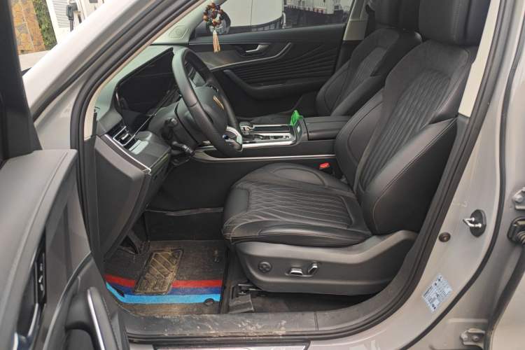 Used Hongqi HS5 2023 2.0T Four-Wheel Drive Flagship Pro Edition
