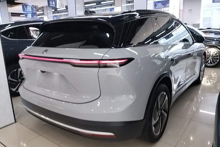 Used Nio ES6 2023 75 kWh
