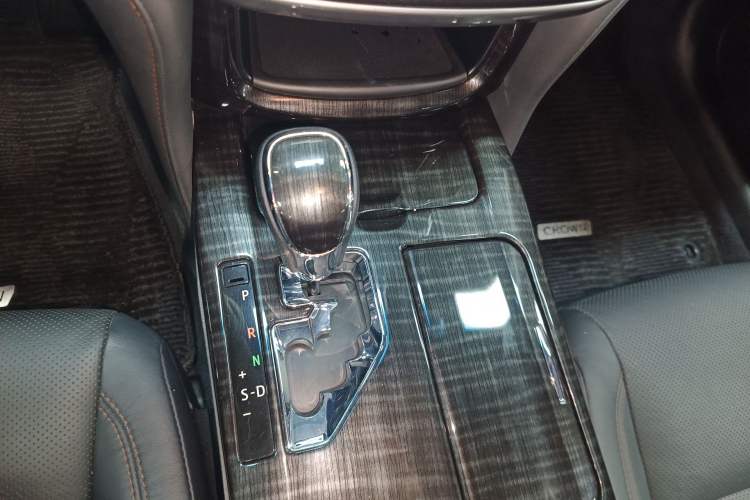 Used Toyota Crown 2015 2.5L Smart Edition Gear Lever