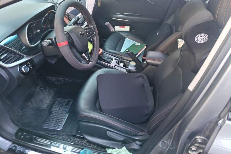 Used Chevrolet Monza 2020 Light Hybrid Redline 320T Dual-Clutch Thrilling Edition
