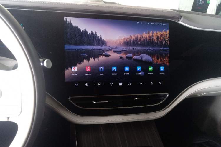 Used Rising F7 2023 Long-Range Pro Edition Audio And AC Panel