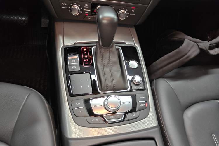 Used Audi A6L 2018 35 TFSI Collector's Edition Gear Lever