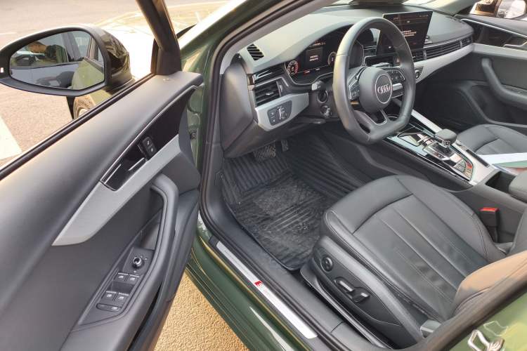 Used Audi A4 2023 Avant 40 TFSI Fashionable and Dynamic Model Driver Seat