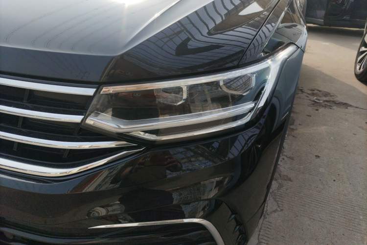 Used Volkswagen Tiguan L 2022 330TSI Automatic Two-Wheel Drive R-Line Enhanced Edition Left Front Headlight