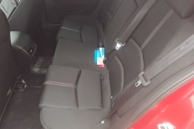 Used Mazda 3 Axela 2017 Hatchback 1.5L Automatic Luxury Model Emission Standard China V Left Rear Seat