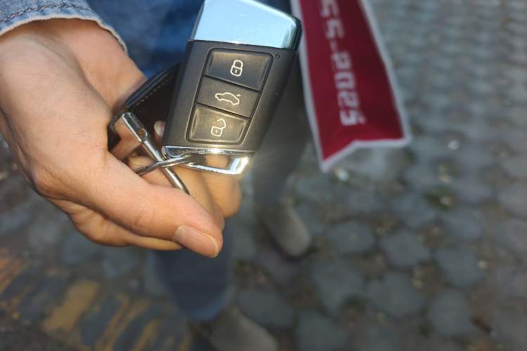 Used Volkswagen Variant 2018 380TSI Two-Wheel Drive Comfort Edition Vehicle Key