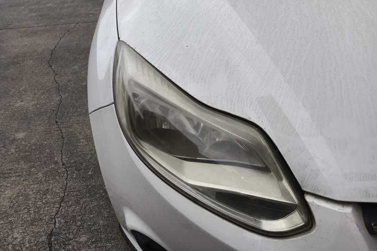 Used Ford Focus 2012 Hatchback 1.6L Automatic Comfort Model Right Front Headlight