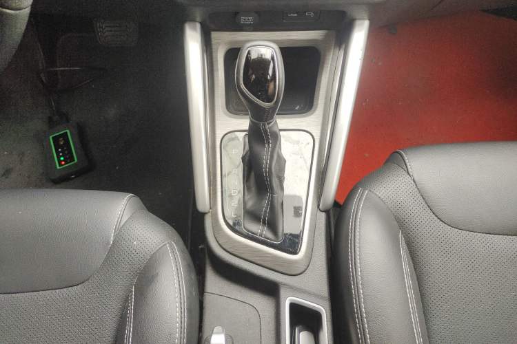 Used Geely Auto Vision X3 2017 1.5L Automatic Luxury Model Gear Lever